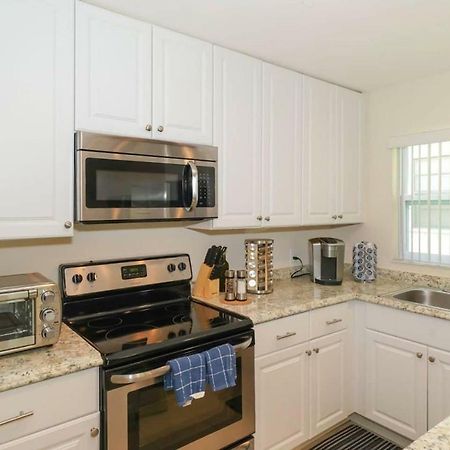 Lovely Cottage - Close To Siesta, Shops & Dining Sarasota Exterior photo